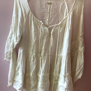 Bell sleeve cream flowy top hollister